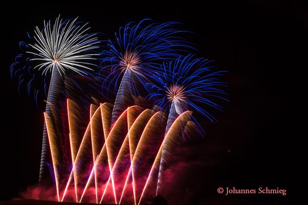 Mehr über den Artikel erfahren Feuerwerk